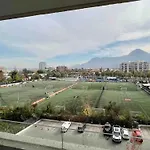 Comodo Departamento Con Excelente Ubicacion En Santiago De Chile