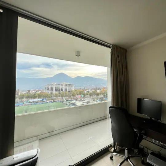 Comodo Departamento Con Excelente Ubicacion En De Chile