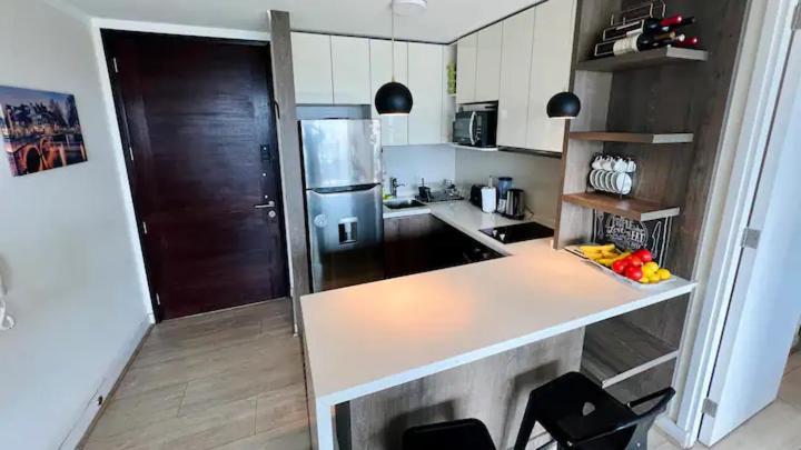 Comodo Departamento Con Excelente Ubicacion En De Chile