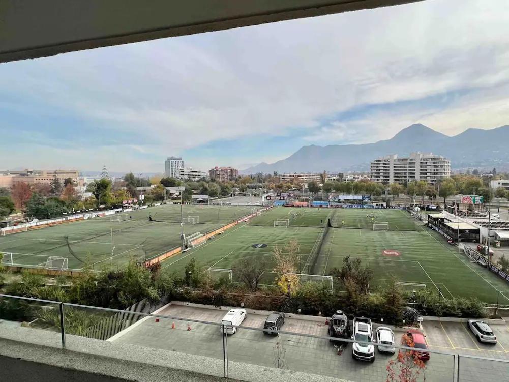 Comodo Departamento Con Excelente Ubicacion En De Chile
